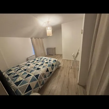 Maison Flanc De Coteau