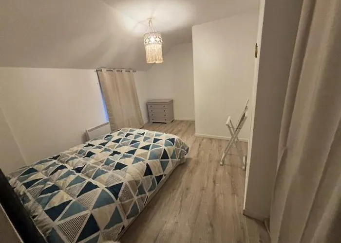 Maison Flanc De Coteau