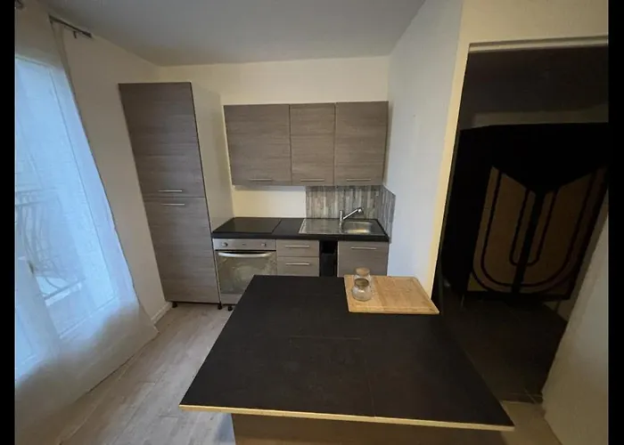 Maison Flanc De Coteau